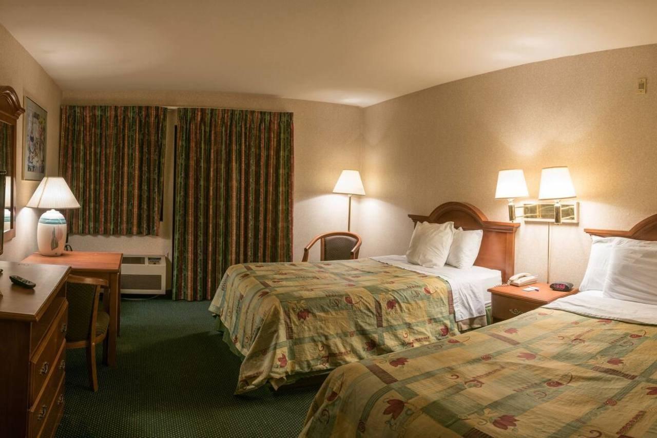 San Bernandino Inn & Suites San Bernardino Eksteriør bilde