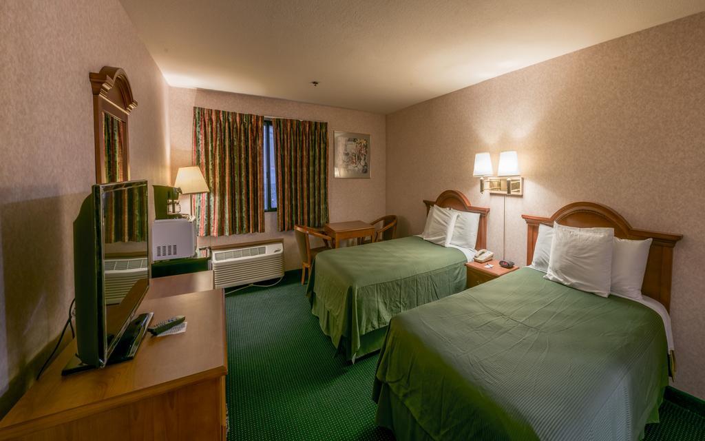 San Bernandino Inn & Suites San Bernardino Eksteriør bilde