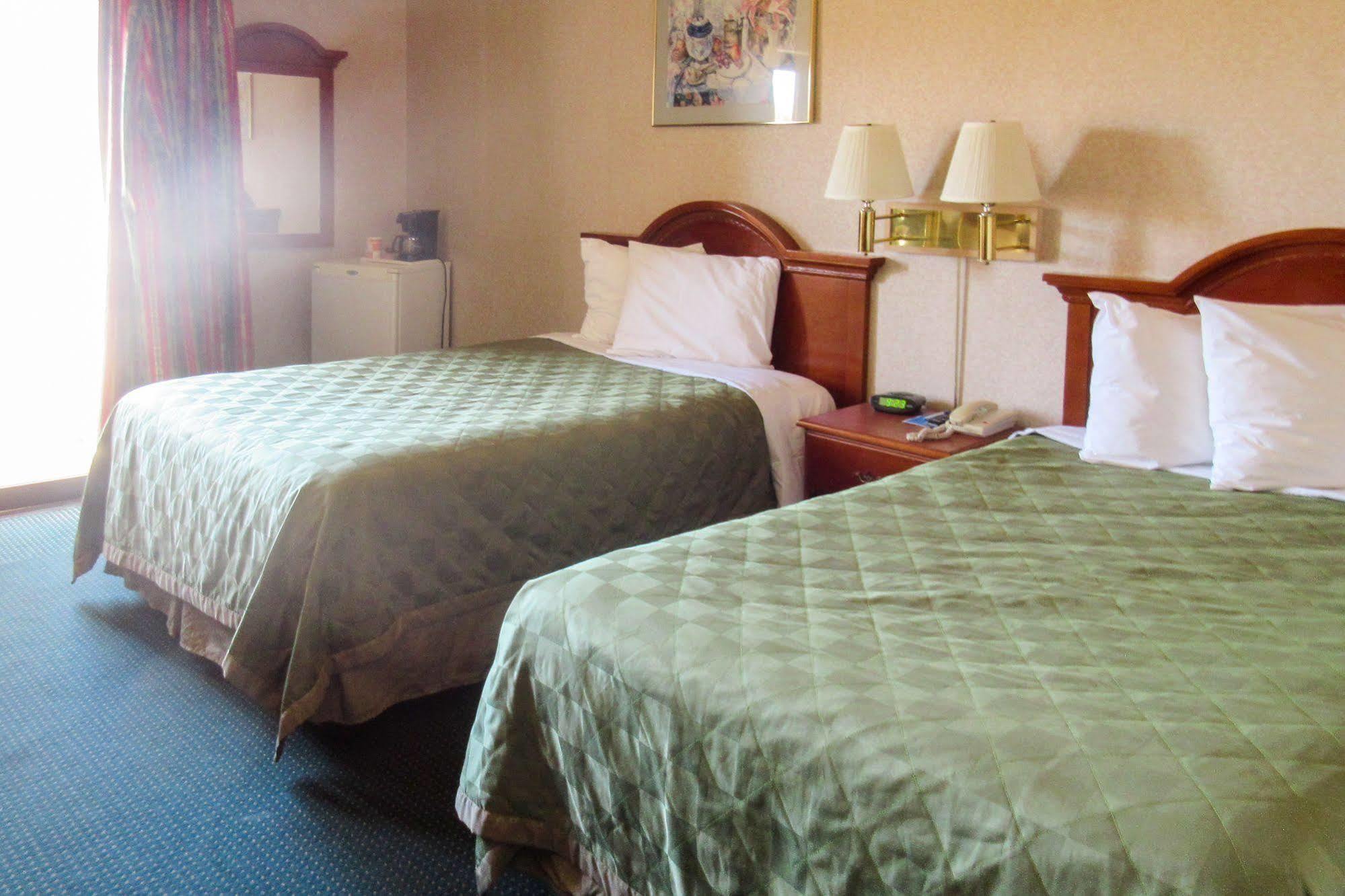 San Bernandino Inn & Suites San Bernardino Eksteriør bilde
