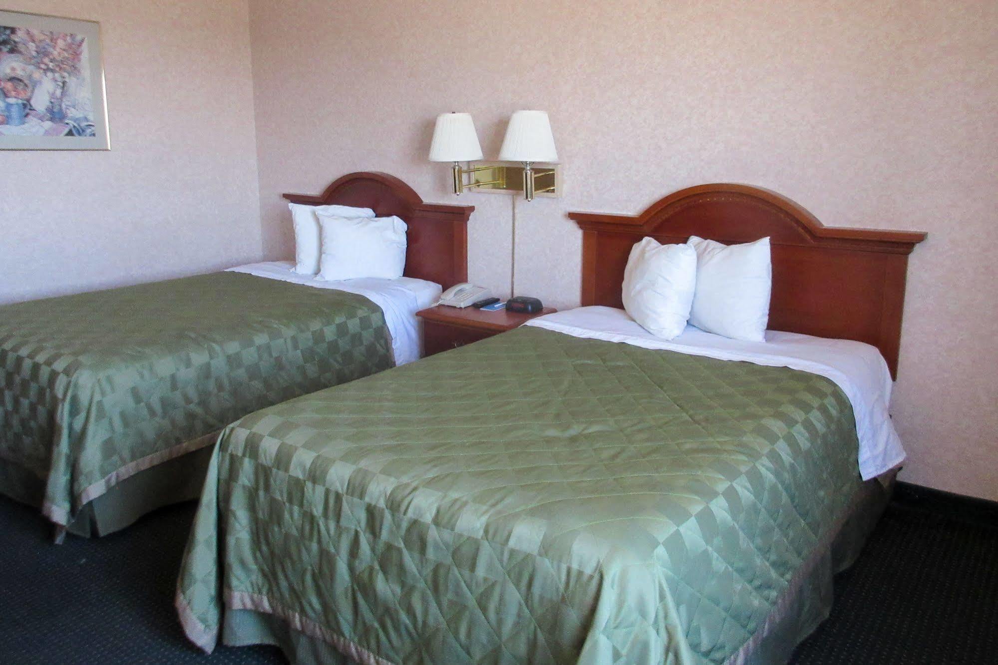 San Bernandino Inn & Suites San Bernardino Eksteriør bilde