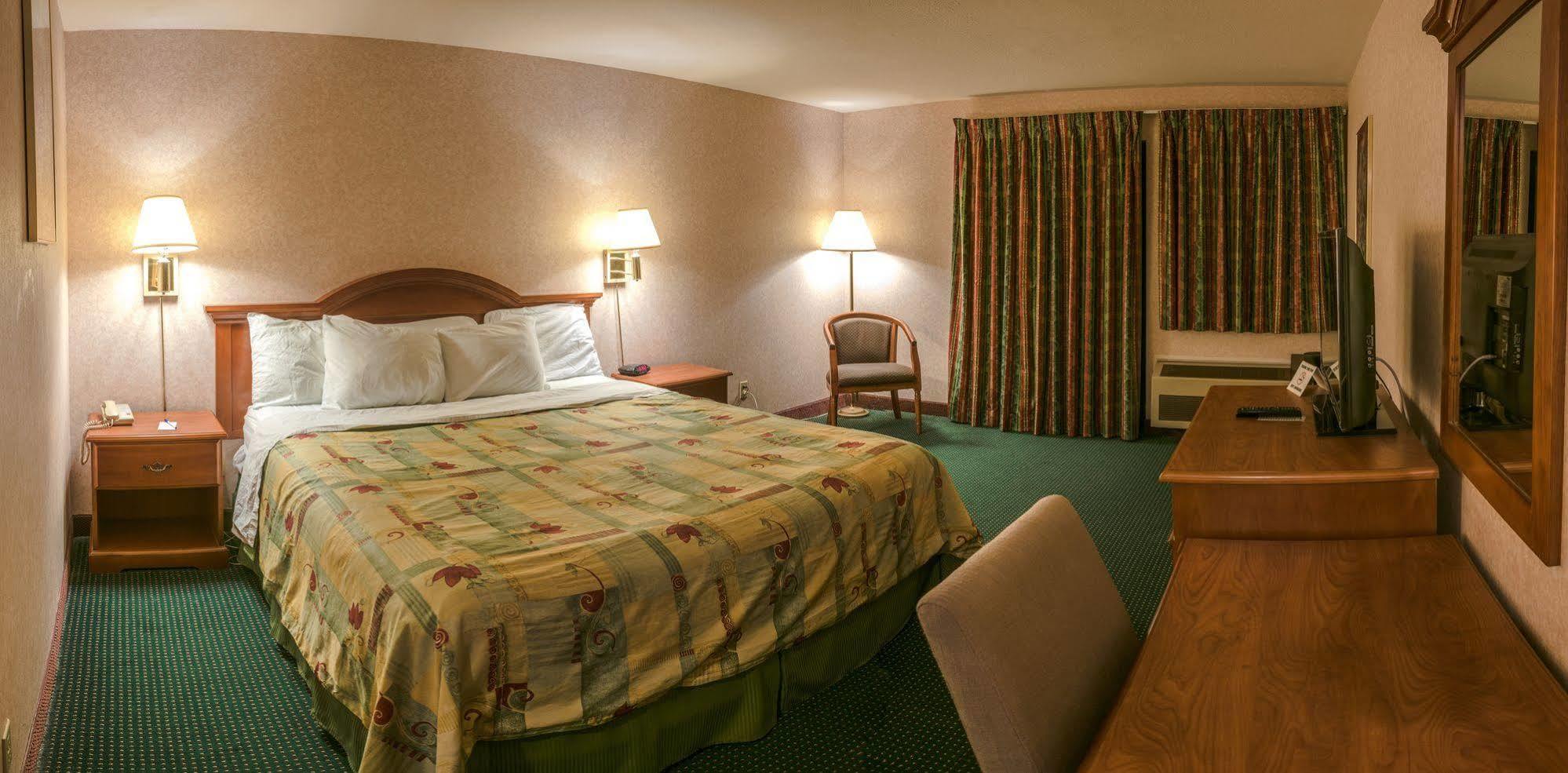 San Bernandino Inn & Suites San Bernardino Eksteriør bilde
