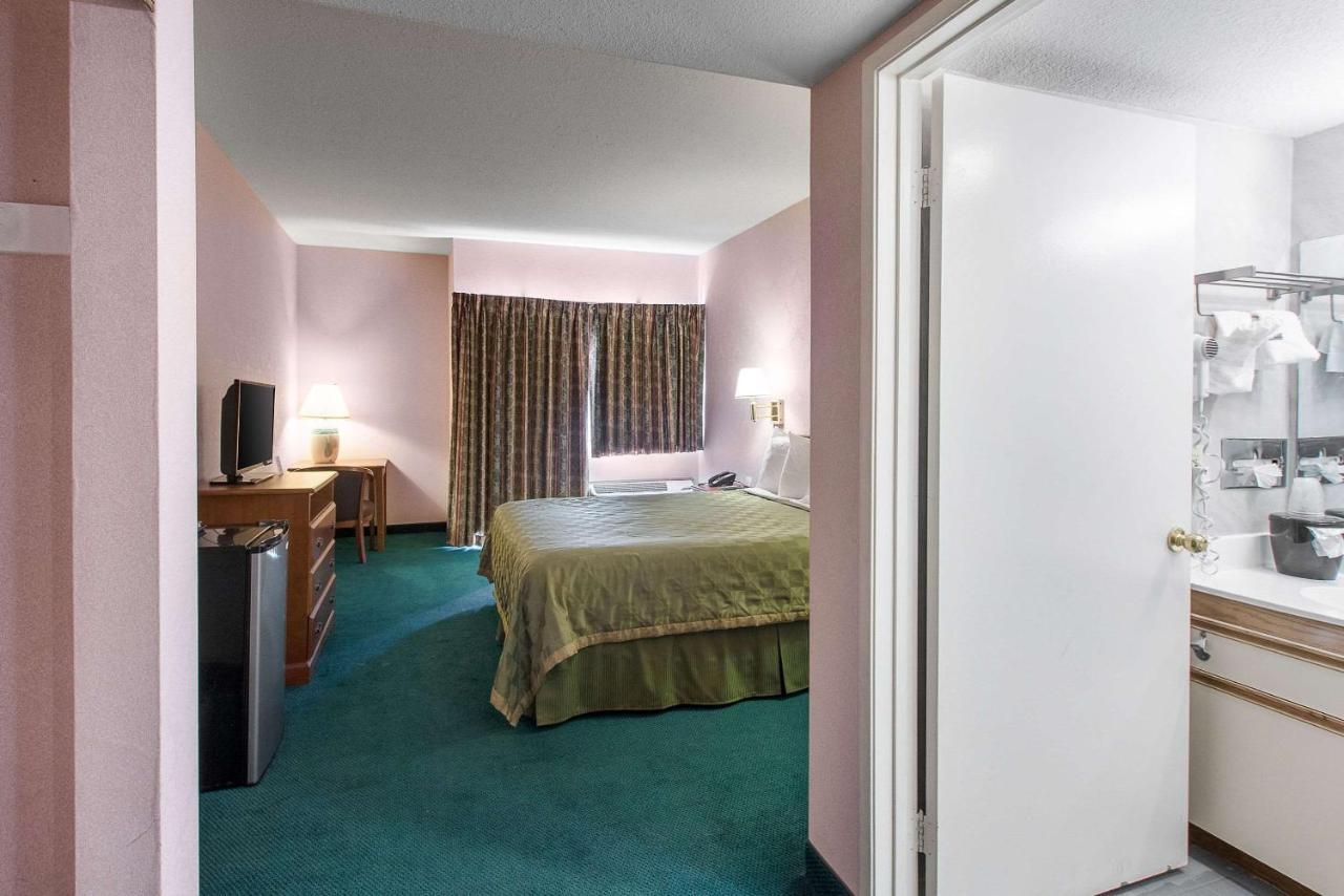 San Bernandino Inn & Suites San Bernardino Eksteriør bilde