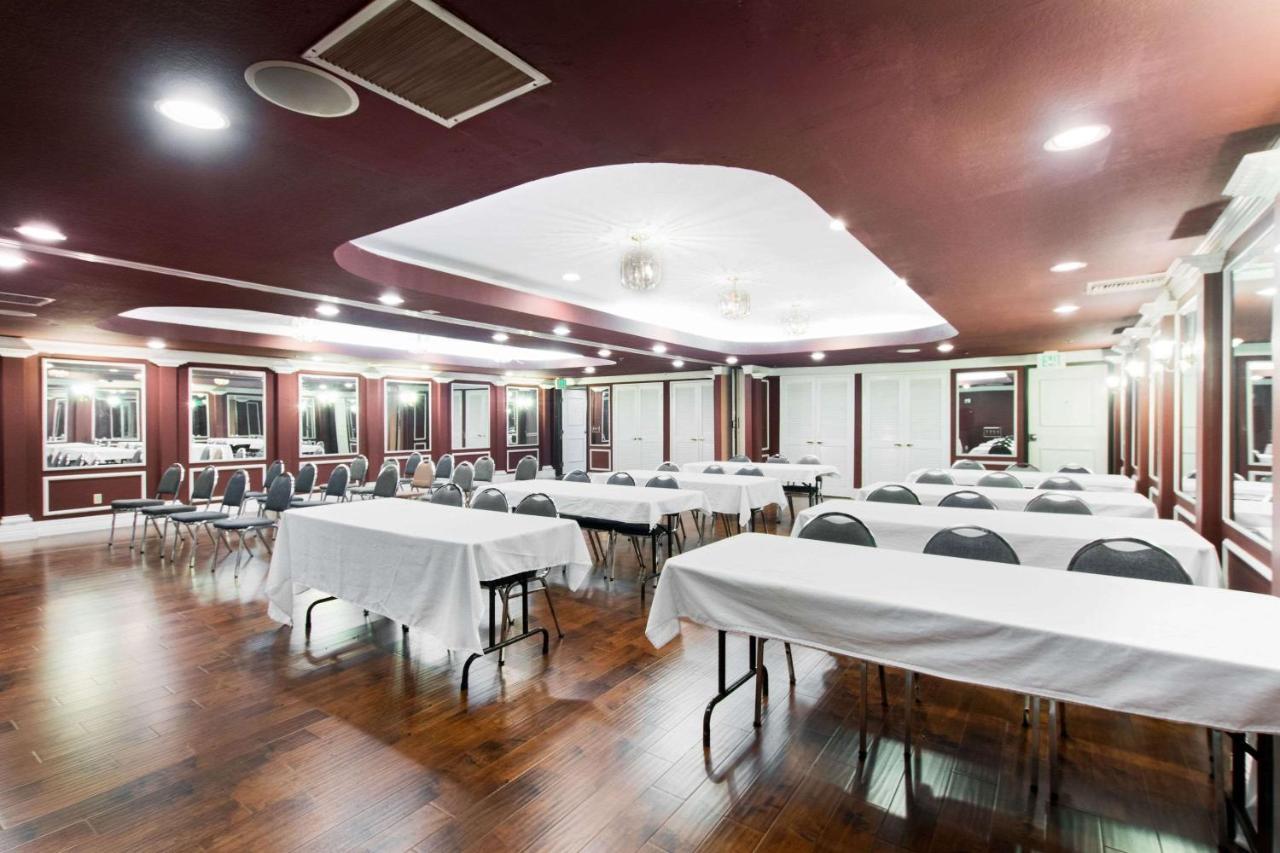San Bernandino Inn & Suites San Bernardino Eksteriør bilde