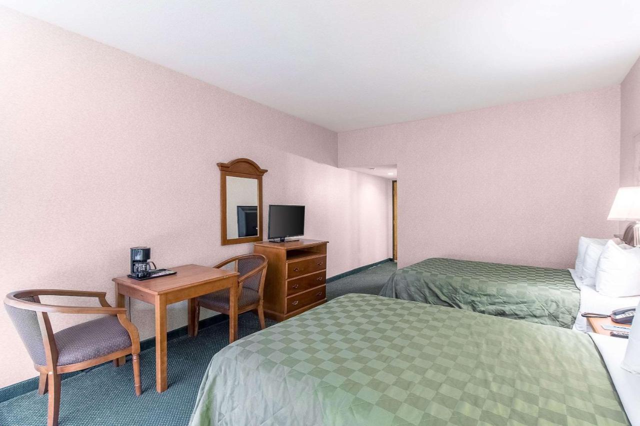 San Bernandino Inn & Suites San Bernardino Eksteriør bilde